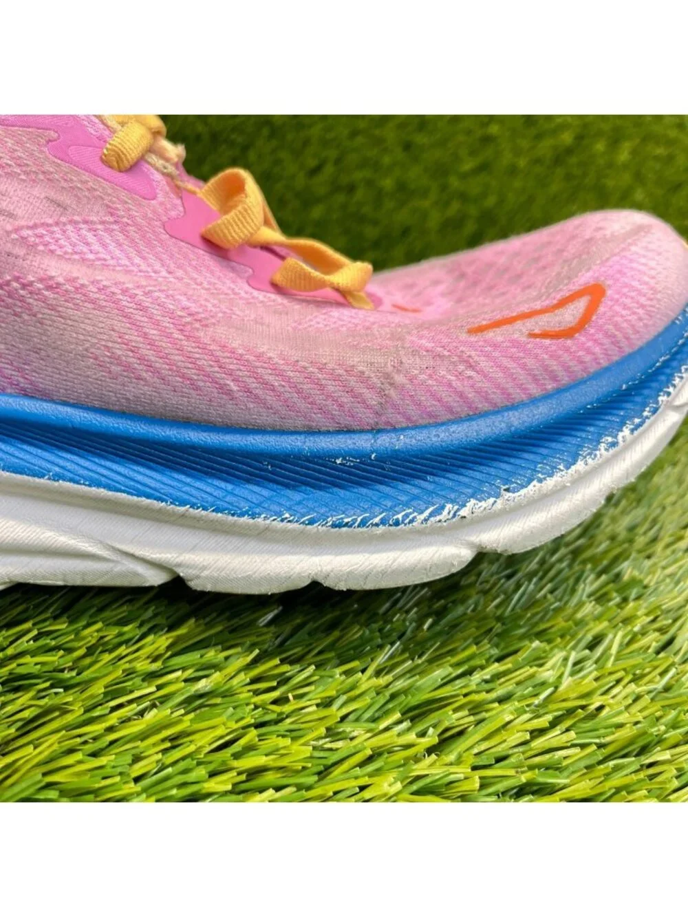 Hoka One One Clifton 9 Womens Size 7.5 Pink Blue Athletic Running Shoes Sneakers